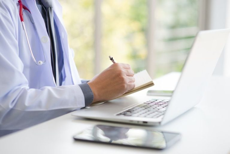 secure healthcare support teams help protect patient information